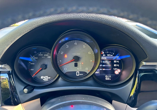 Porsche Macan cena 245500 przebieg: 21500, rok produkcji 2019 z Kraków małe 121